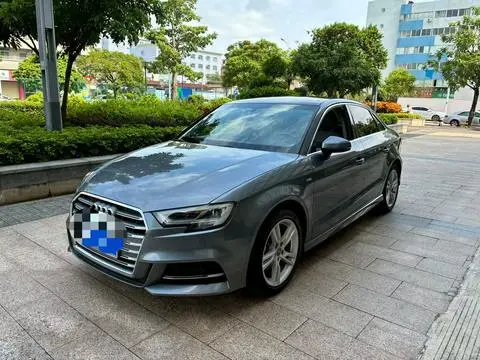 Audi A3 2020 — фото 1
