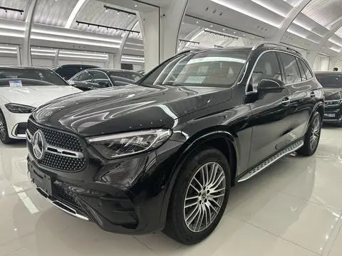 Mercedes-Benz GLC 2025