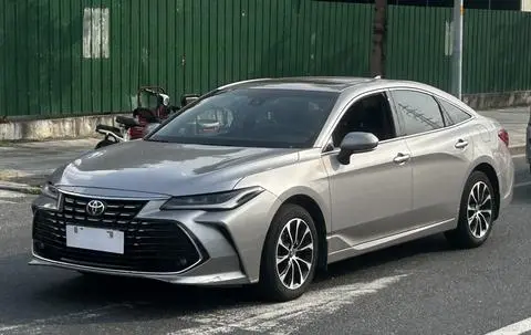 Toyota 亚洲龙 2022
