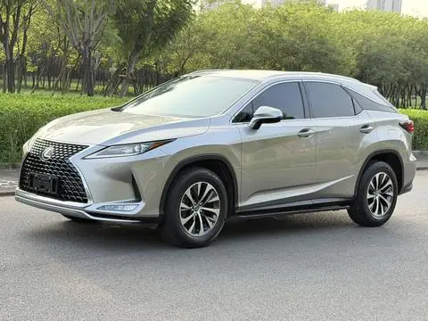 Lexus RX 2020 — фото 1
