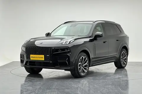 Lynk & Co 09 EM-P 2025
