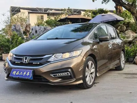 Honda Jade 2017 — фото 1
