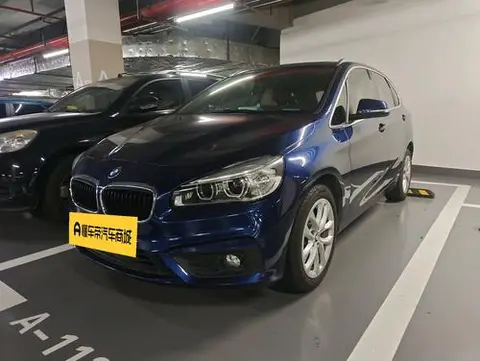 BMW 2 Series 旅行车 2016