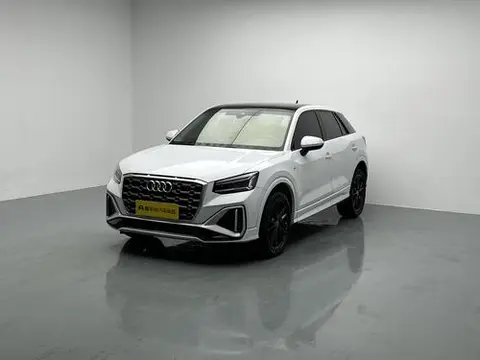 Audi Q2L 2022