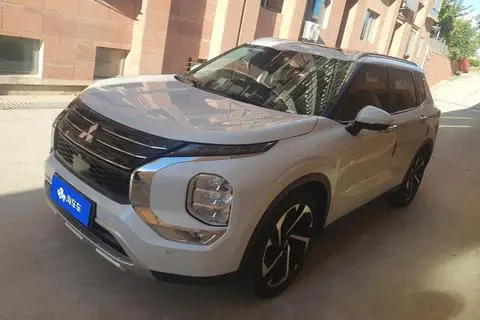 Mitsubishi 欧蓝德 2023
