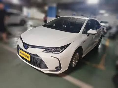 Toyota Corolla 2022 — фото 1