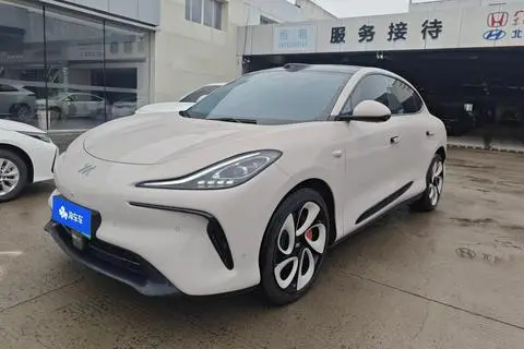 IM Motors 智己LS6 2023