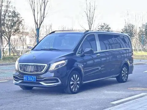 Mercedes-Benz 威霆 2021