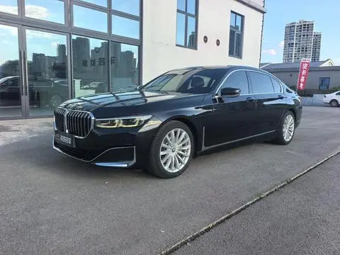 BMW 7 Series 2021 — фото 1