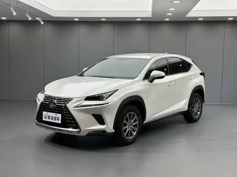 Lexus NX 2020