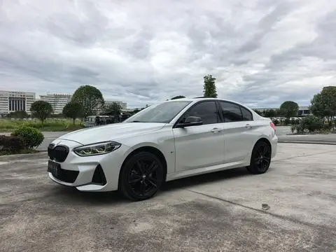 BMW 1 Series 2021