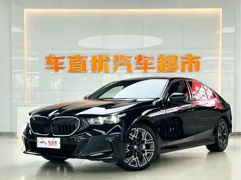 BMW 5 Series 2025