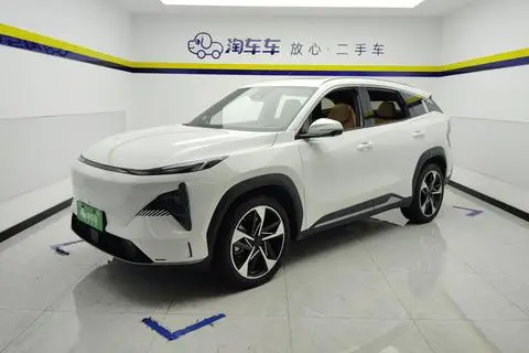 Geely L7 2024