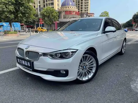 BMW 3 Series 2019 — фото 1