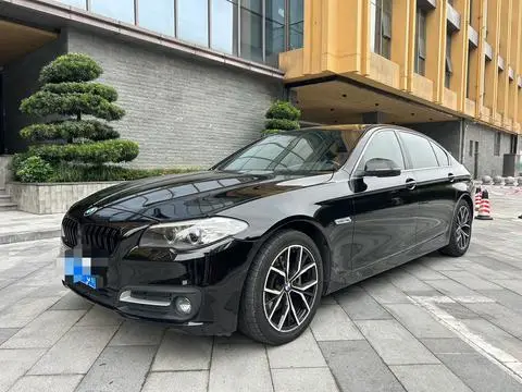 BMW 5 Series 2014 — фото 1