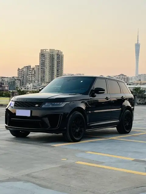 Land Rover 揽胜运动 2017 — фото 1