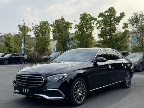 Mercedes-Benz E-Class 2022 — фото 1