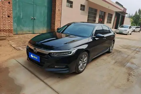 Honda Accord 2018 — фото 1