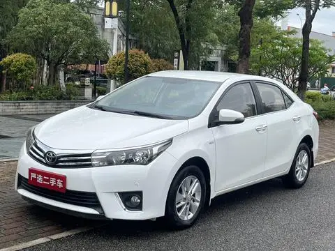 Toyota Corolla 2017 — фото 1