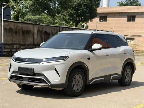BYD 元UP 2025