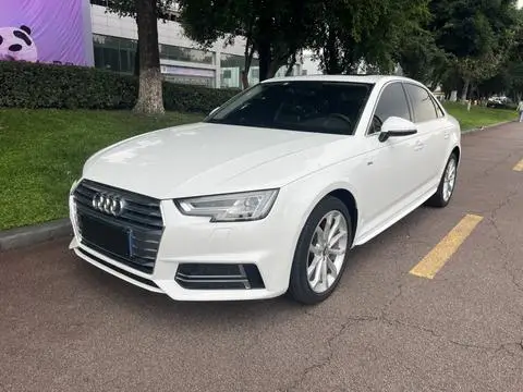 Audi A4L 2018