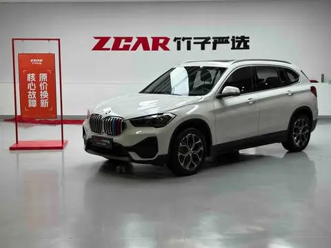 BMW X1 2021 — фото 1