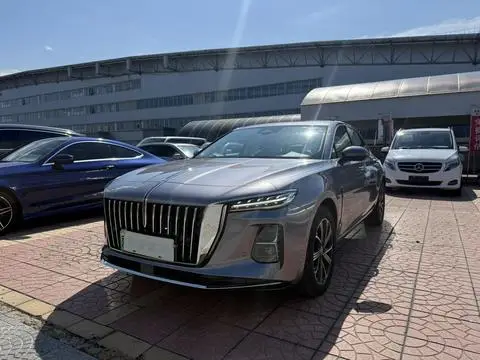 Hongqi H5 PHEV 2025