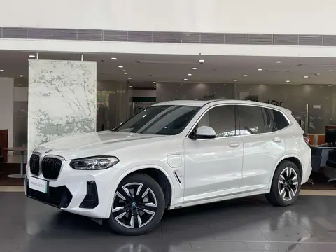 BMW iX3 2022