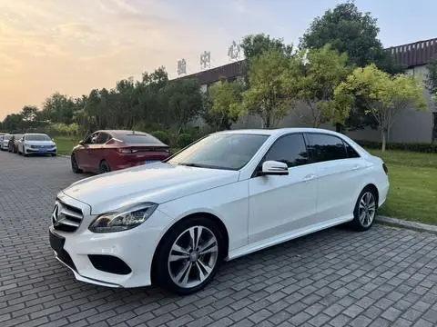 Mercedes-Benz E-Class 2015