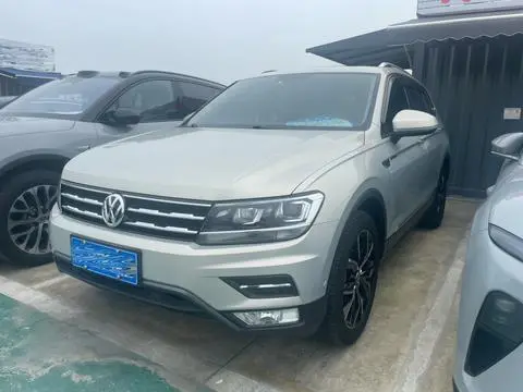 Volkswagen Tiguan L 2020 — фото 1