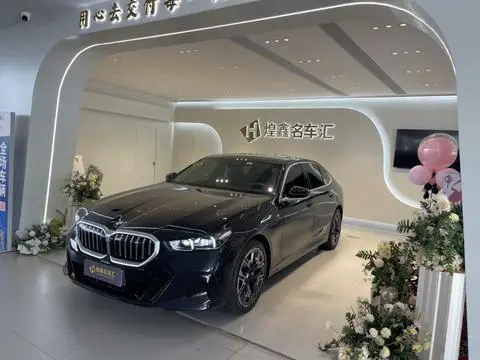 BMW 5 Series 2025