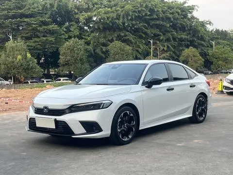 Honda Civic 2022 — фото 1