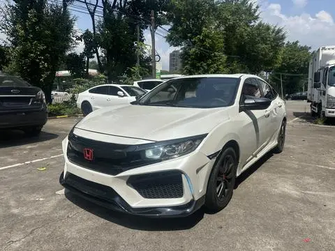 Honda Civic 2019 — фото 1