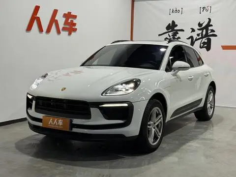 Porsche Macan 2024 — фото 1