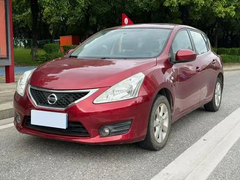Nissan 骐达TIIDA 2014 — фото 1