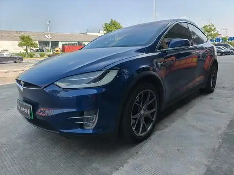 Tesla Model X 2016