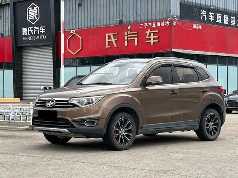 FAW 森雅R7 2017