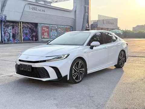 Toyota Camry 2024