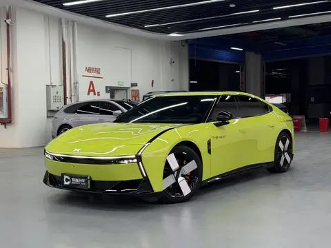 XPeng 小鹏P7 2025