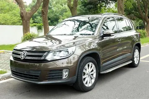 Volkswagen Tiguan 2016 — фото 1
