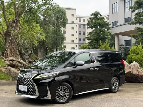 Lexus LM 2020