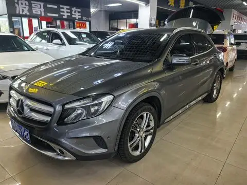 Mercedes-Benz GLA 2016