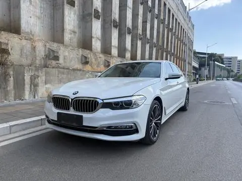 BMW 5 Series 2018 — фото 1