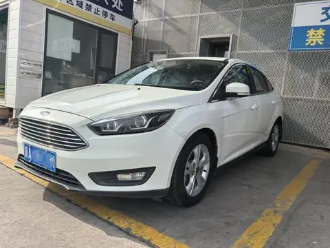 Ford Focus 2017 — фото 1