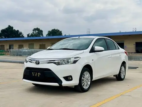 Toyota Vios 2014 — фото 1