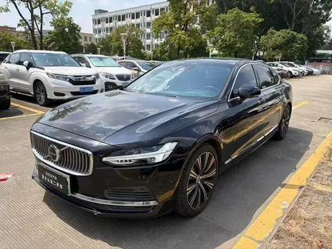 Volvo S90 PHEV 2021