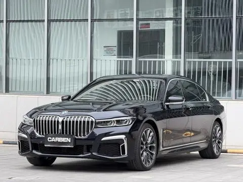 BMW 7 Series 2021 — фото 1