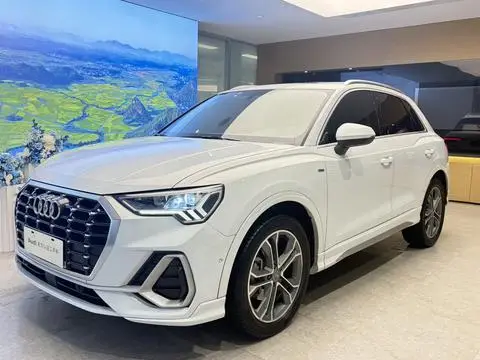 Audi Q3 2021