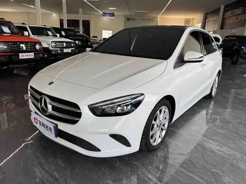 Mercedes-Benz B-Class 2021