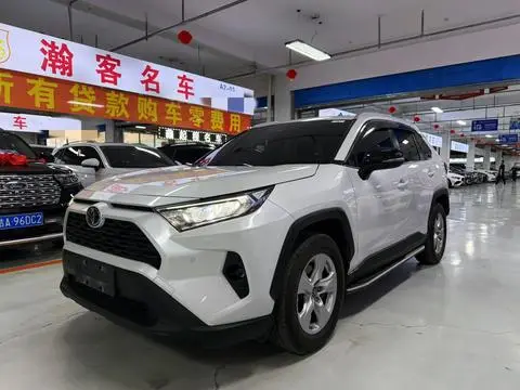 Toyota RAV4 2021